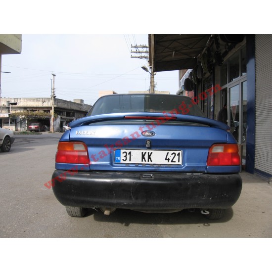 Ford escort sedan ışıklı spoiler 