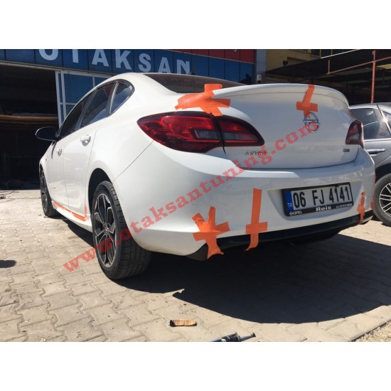 Opel astra j sedan spoiler